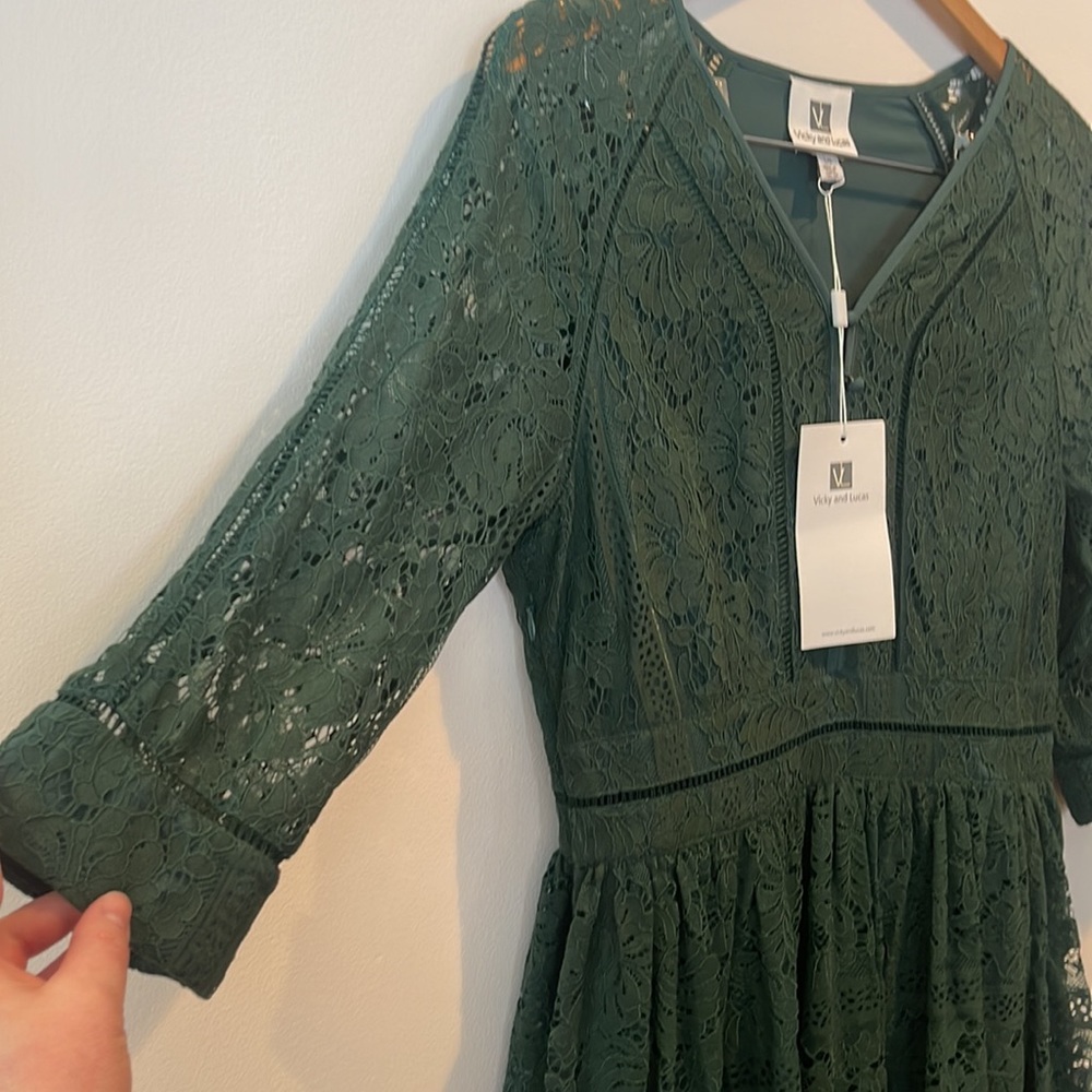 Vicky and Lucas Emerald Green Lace Dress Large